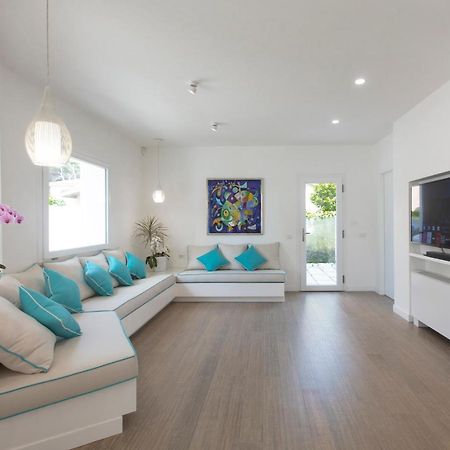 La Porta Sulla Spiaggia Casa Vacanze Su Forti Ngoại thất bức ảnh