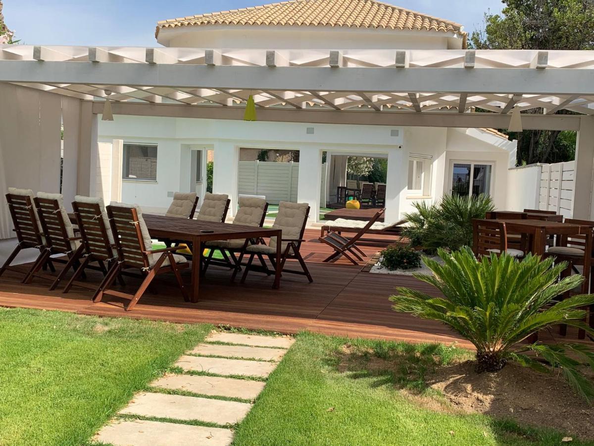 La Porta Sulla Spiaggia Casa Vacanze Su Forti Ngoại thất bức ảnh