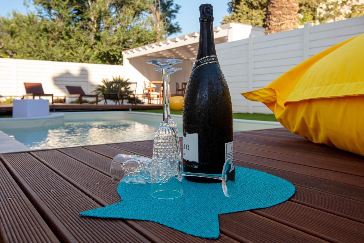 La Porta Sulla Spiaggia Casa Vacanze Su Forti Ngoại thất bức ảnh